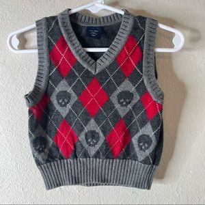 baby Gap Argyle Sweater Vest Gray and Red Skull 3-6 months